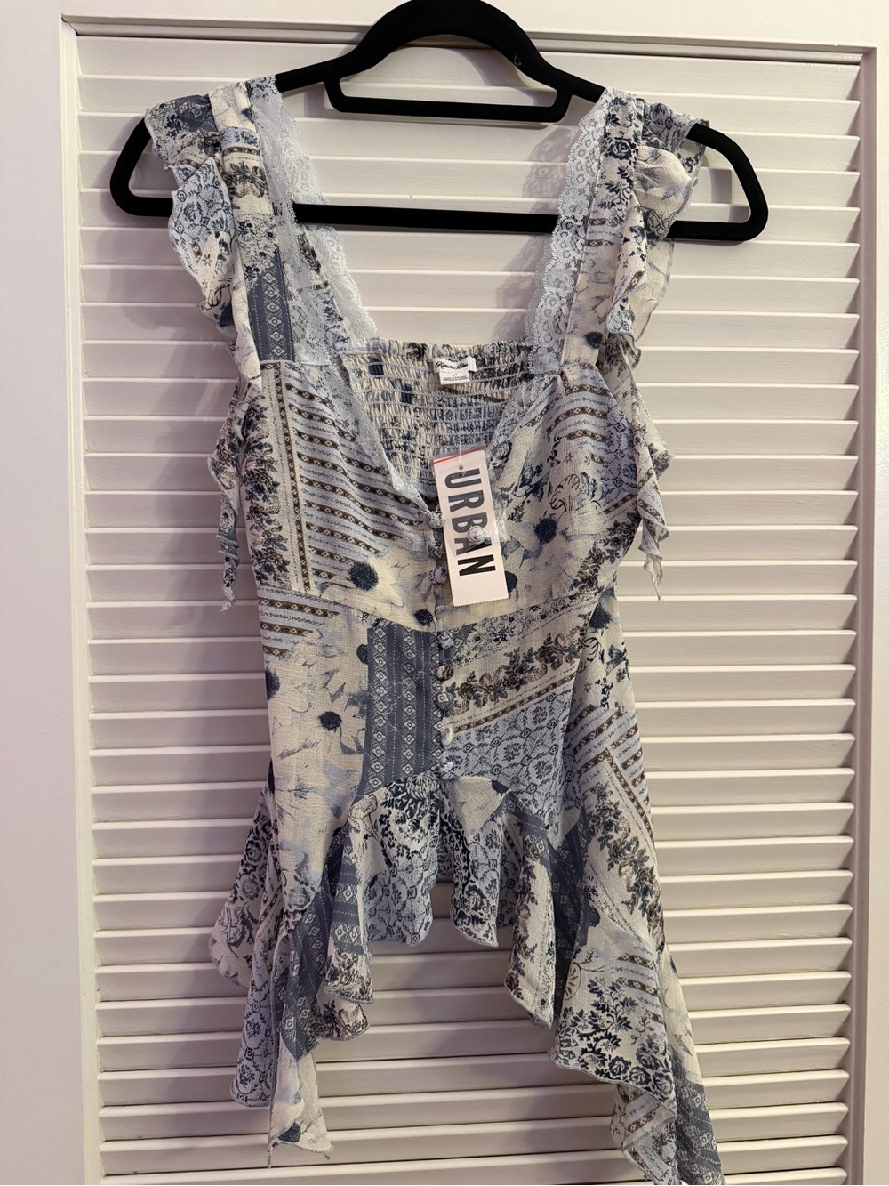 Kimchi Blue Blue & White Floral Patchwork Ruffle Camisole